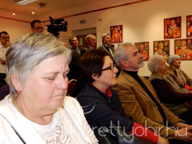 magyar királyok arcképcsarnoka kiállítás 23